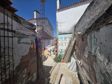 Moradia T4 para Venda em Gaeiras
