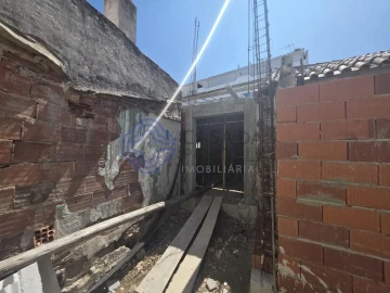 Moradia T4 para Venda em Gaeiras