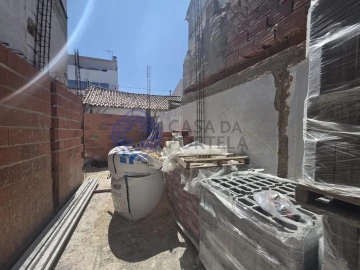 Moradia T4 para Venda em Gaeiras