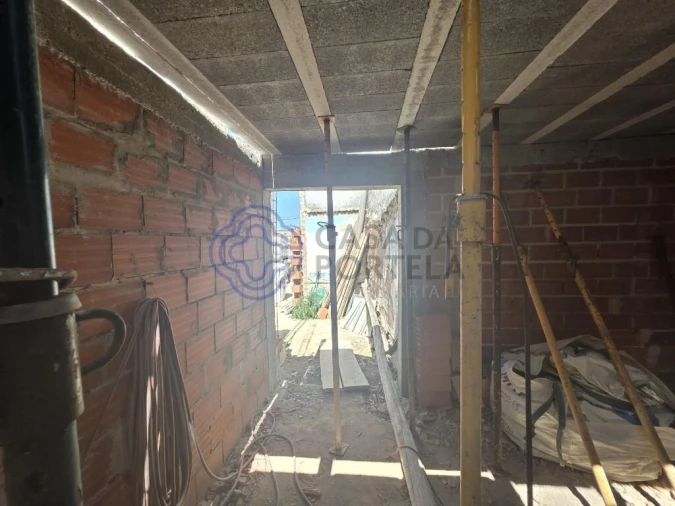 Moradia T4 para Venda em Gaeiras Foto 12
