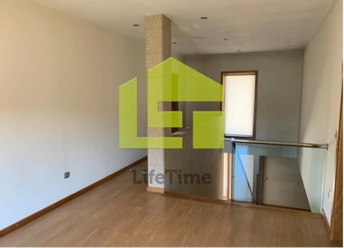 Moradia T3 para Venda em Louredo Foto 9