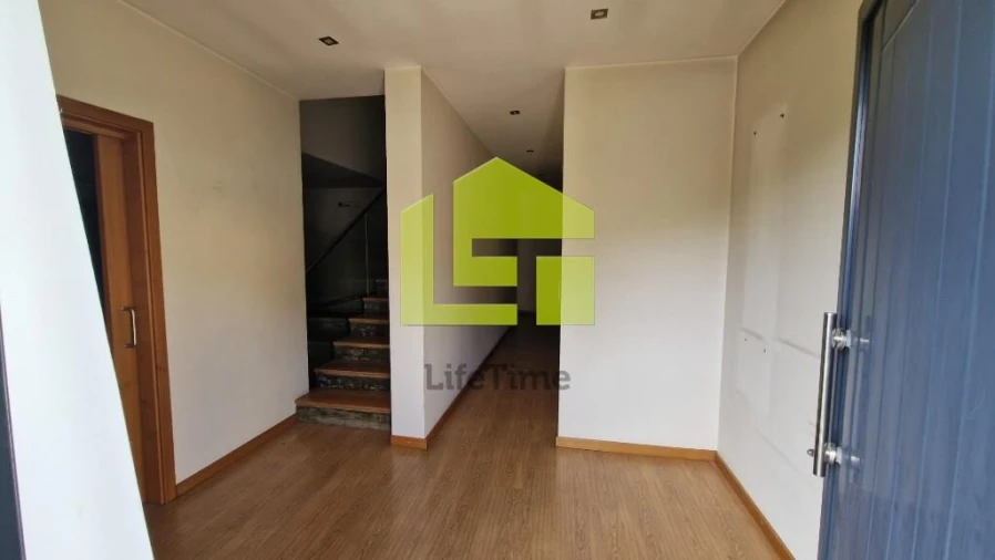 Moradia T3 para Venda em Louredo Foto 3