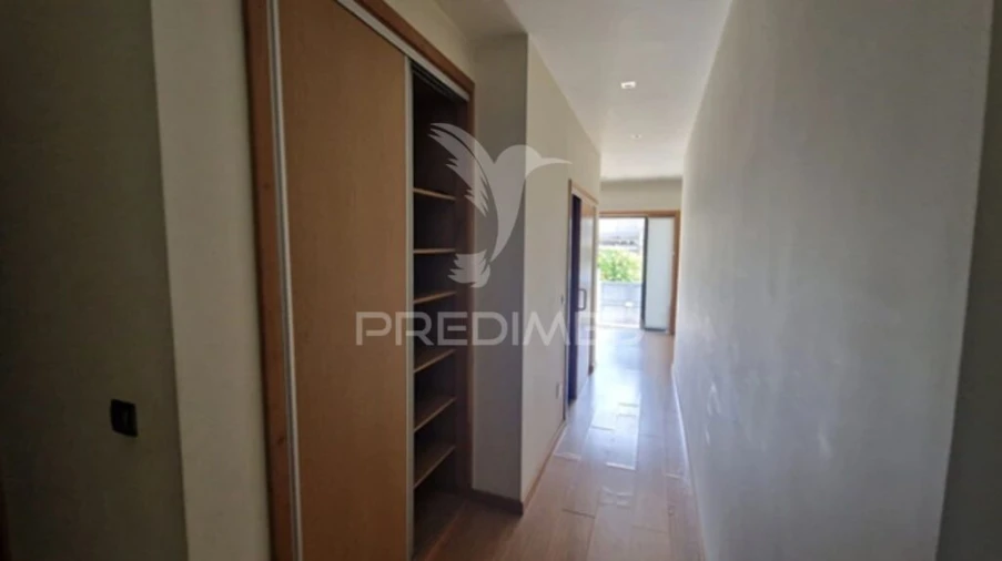 Moradia T3 para Venda em Louredo Foto 8
