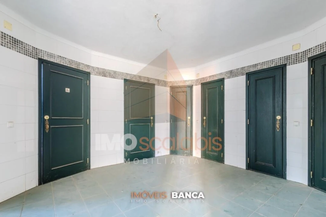 Moradia T5 para Venda em Almeirim Foto 43