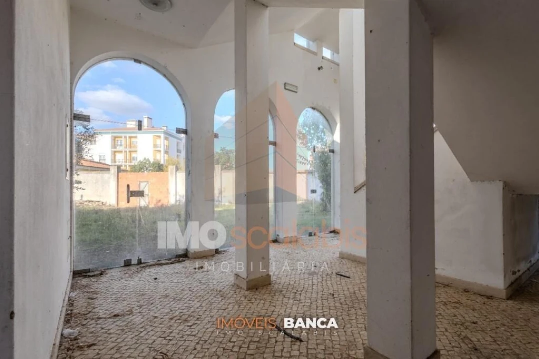 Moradia T5 para Venda em Almeirim Foto 45