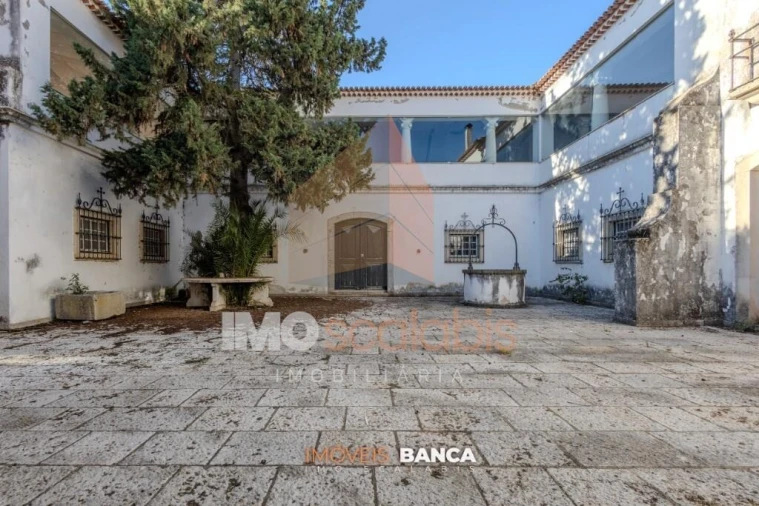 Moradia T5 para Venda em Almeirim Foto 31