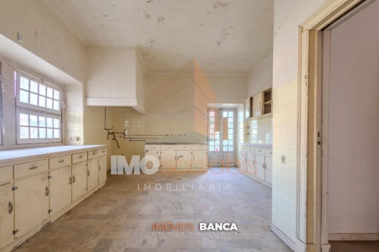 Moradia T5 para Venda em Almeirim Foto 52