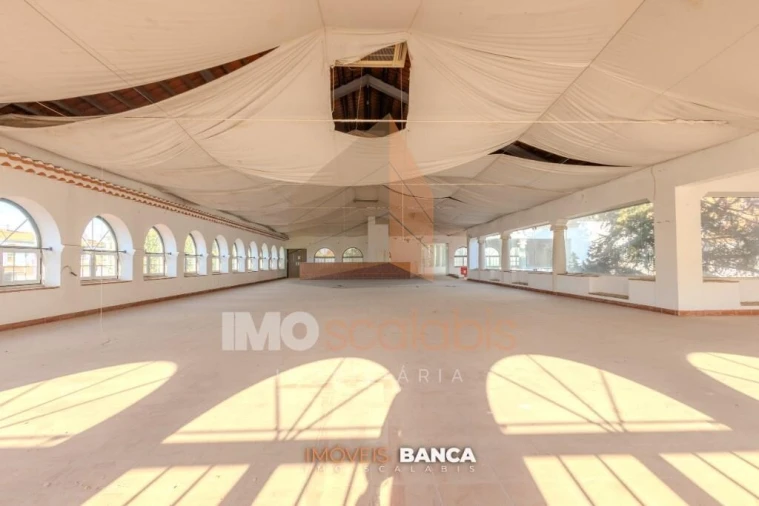 Moradia T5 para Venda em Almeirim Foto 48