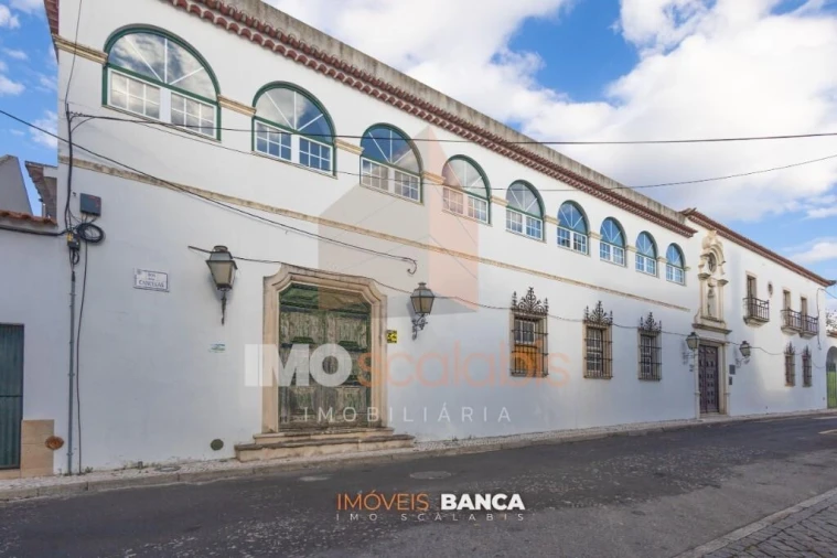 Moradia T5 para Venda em Almeirim Foto 26