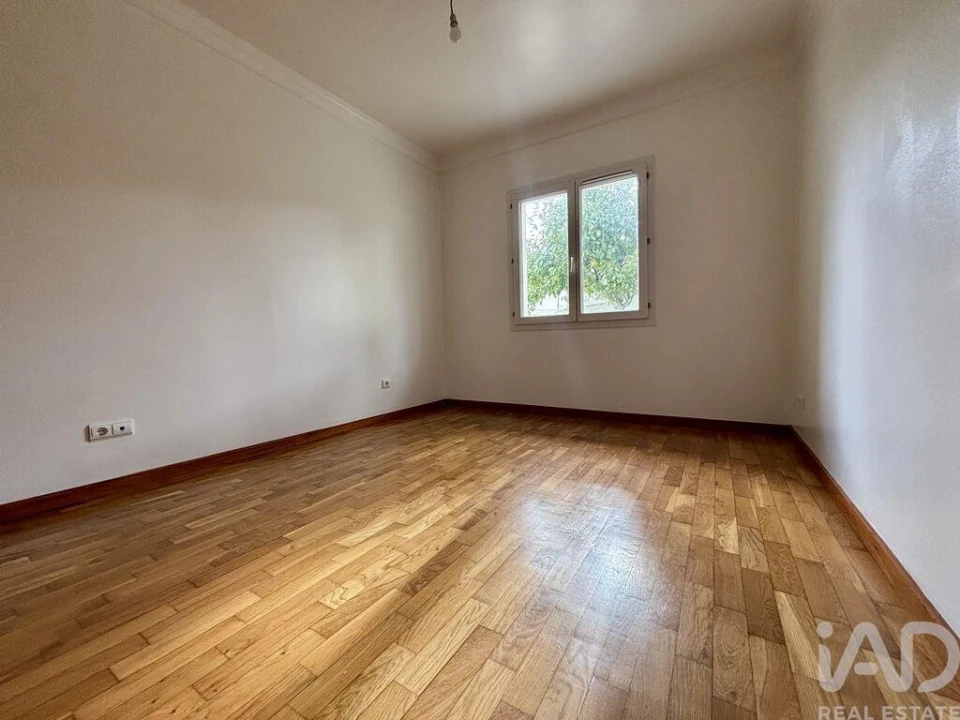 Moradia T5 para Venda em Vila Nova de Anha Foto 29