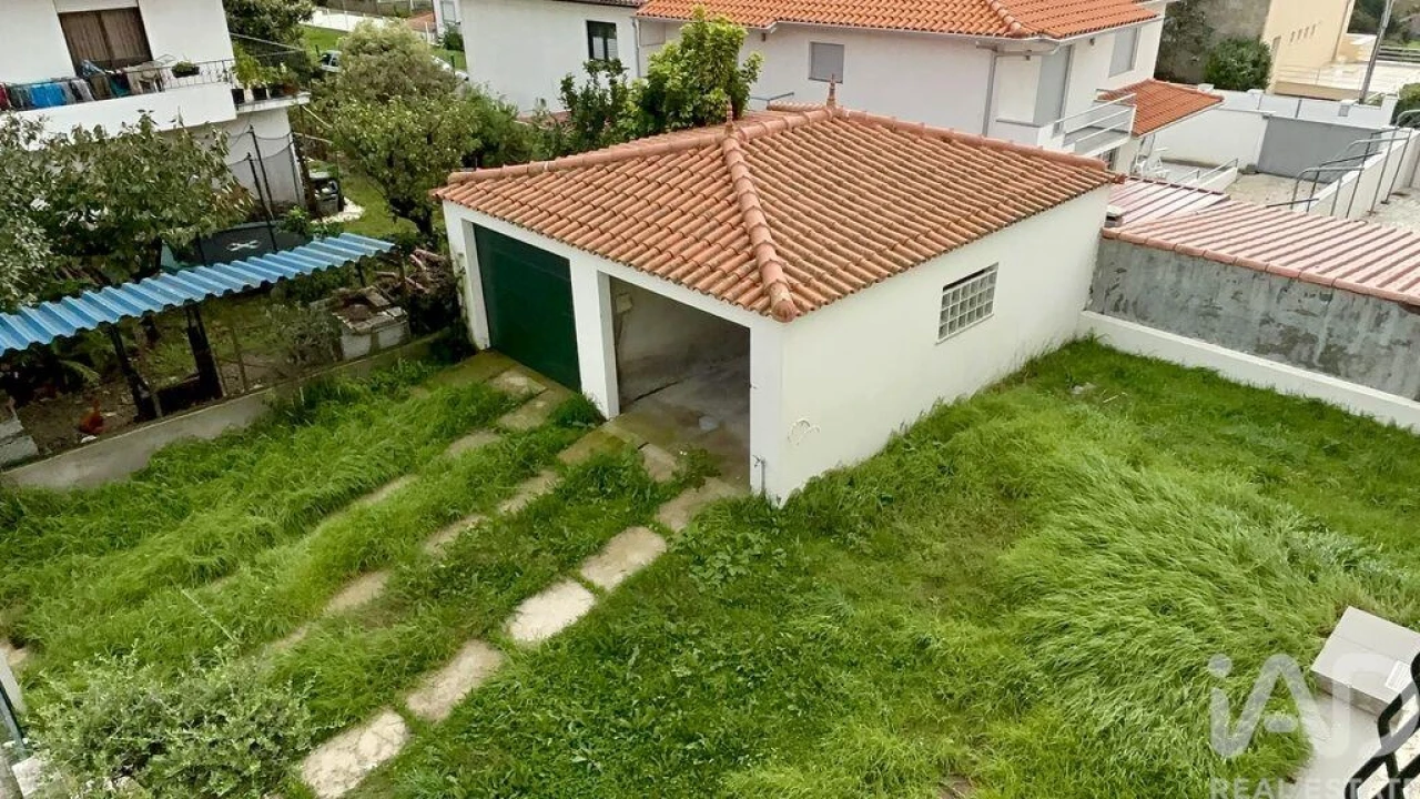 Moradia T5 para Venda em Vila Nova de Anha Foto 6