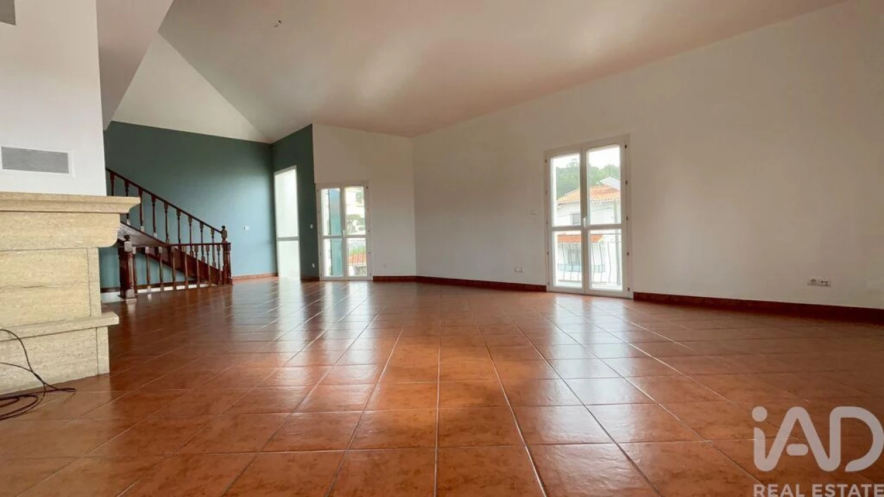 Moradia T5 para Venda em Vila Nova de Anha Foto 20