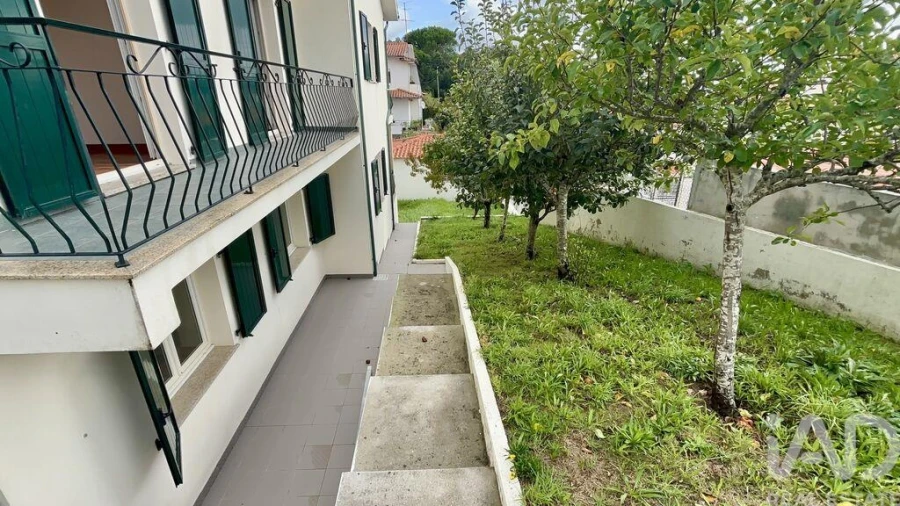 Moradia T5 para Venda em Vila Nova de Anha Foto 9