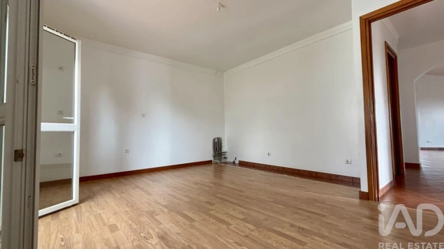 Moradia T5 para Venda em Vila Nova de Anha Foto 36