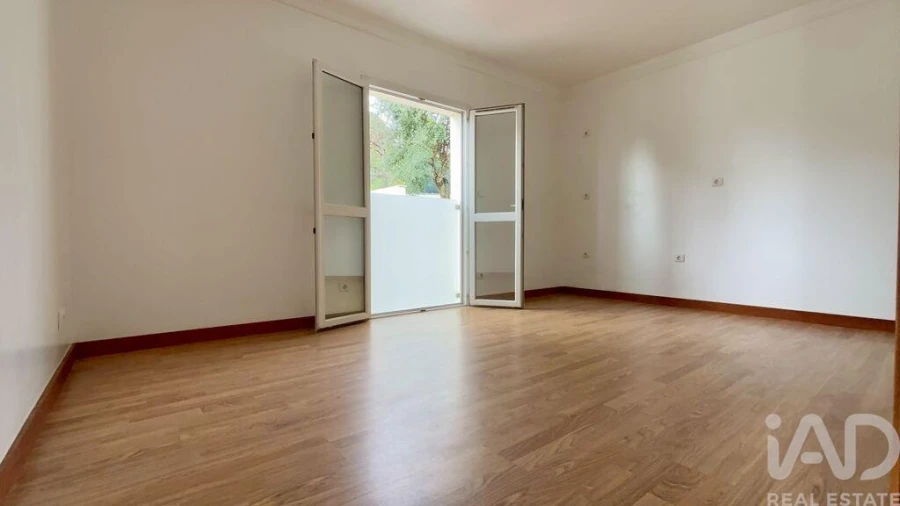 Moradia T5 para Venda em Vila Nova de Anha Foto 37