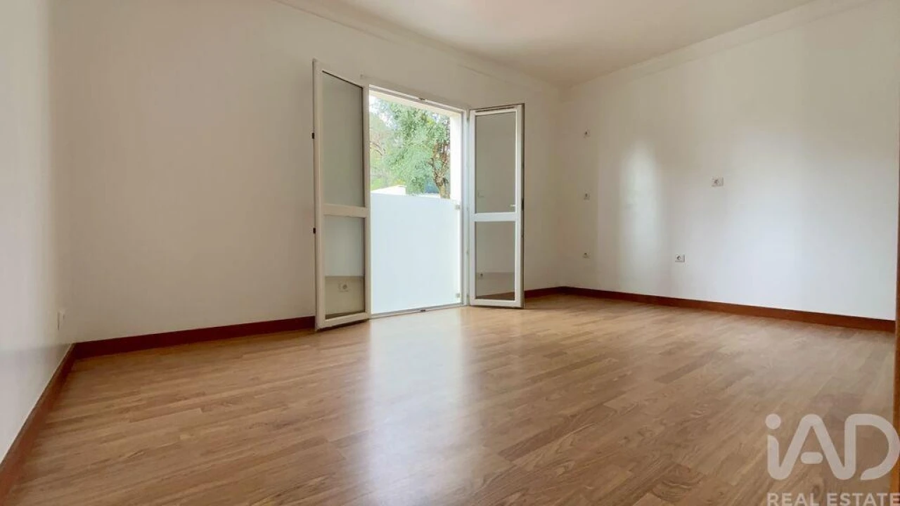 Moradia T5 para Venda em Vila Nova de Anha Foto 37