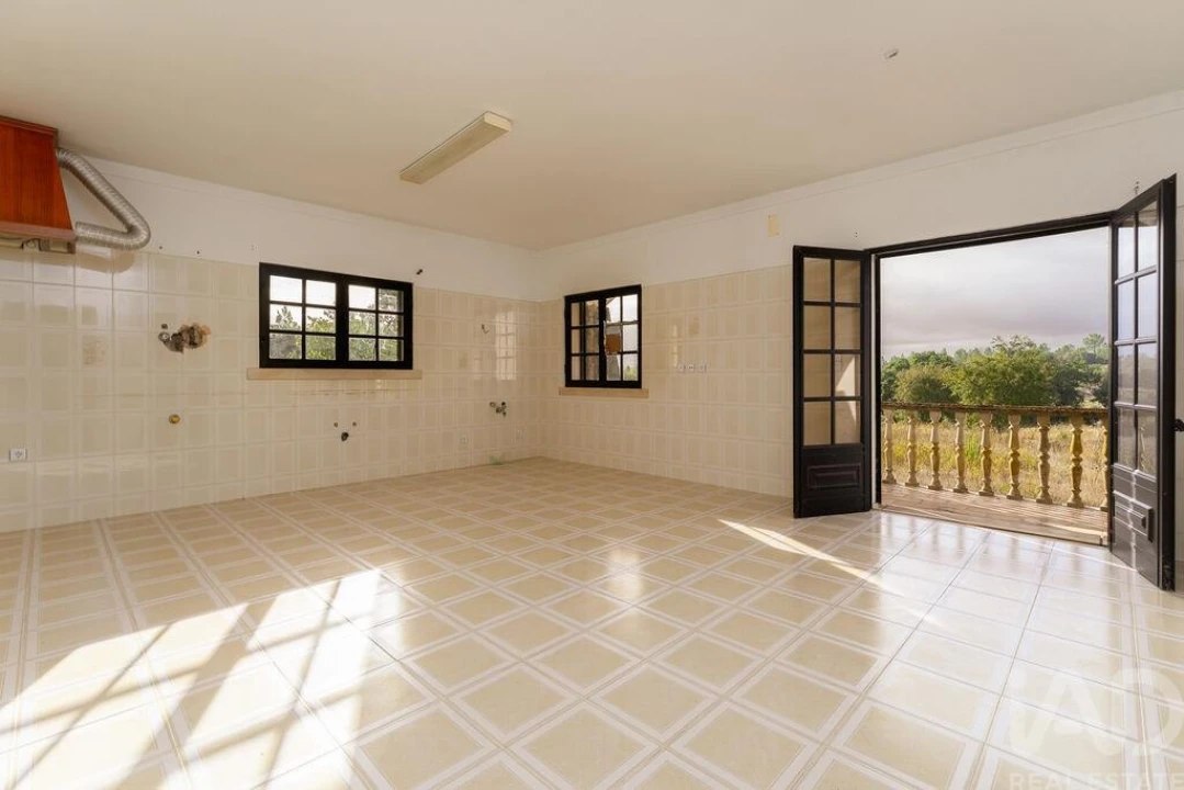 Moradia T5 para Venda em São Pedro de Tomar Foto 18