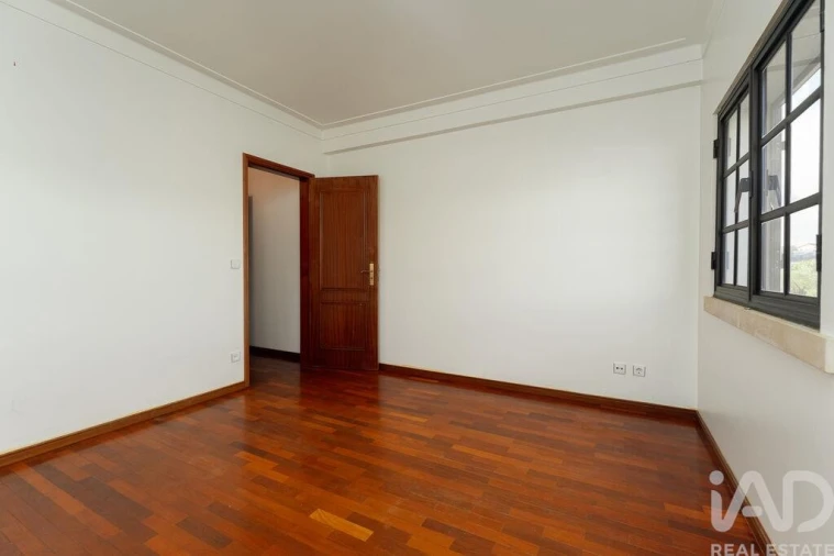 Moradia T5 para Venda em São Pedro de Tomar Foto 11