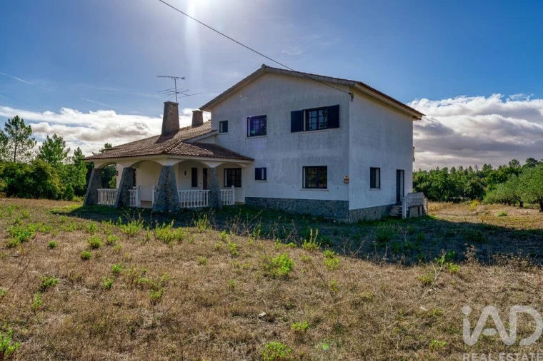 Moradia T5 para Venda em São Pedro de Tomar Foto 37
