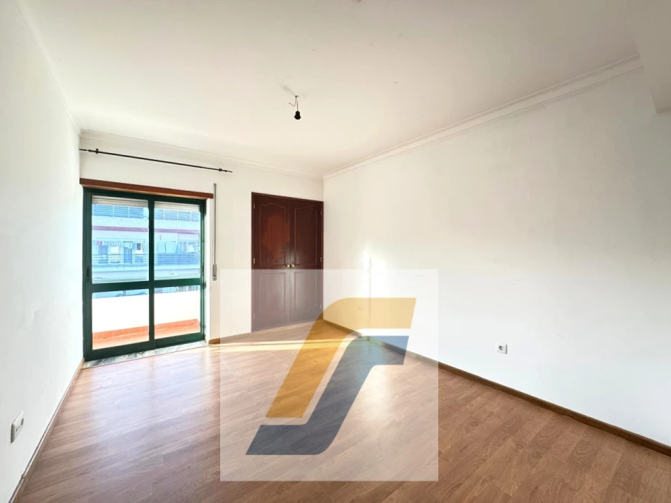 Apartamento T3 para Arrendamento em Lourinhã e Atalaia Foto 9