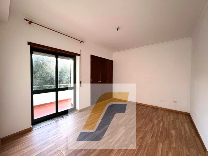 Apartamento T3 para Arrendamento em Lourinhã e Atalaia Foto 7