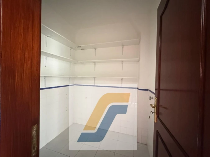 Apartamento T3 para Arrendamento em Lourinhã e Atalaia Foto 19