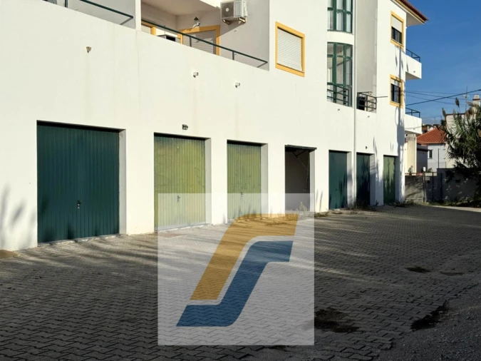 Apartamento T3 para Arrendamento em Lourinhã e Atalaia Foto 36