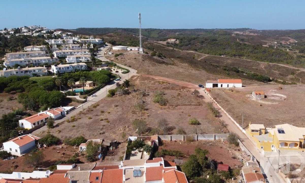 Terreno para Venda em Budens Foto 19