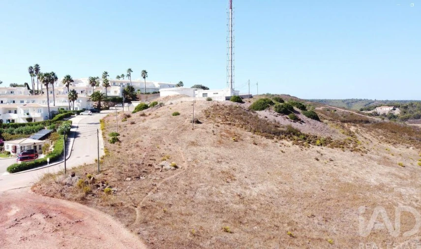 Terreno para Venda em Budens Foto 10