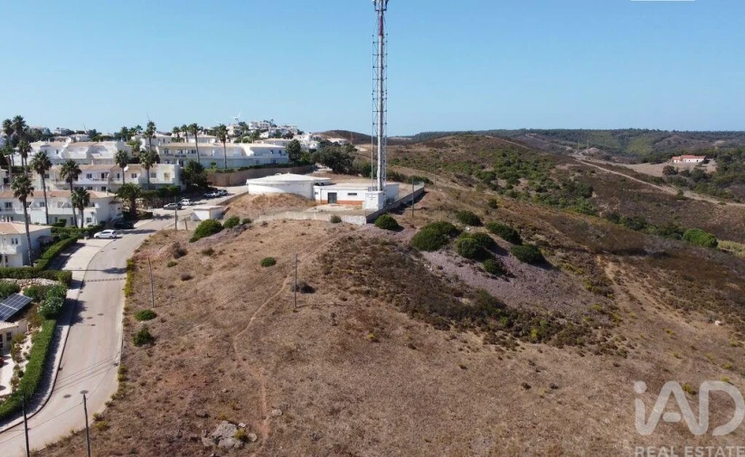 Terreno para Venda em Budens Foto 9