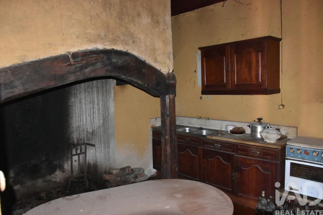 Moradia T5 para Venda em Chãos Foto 24