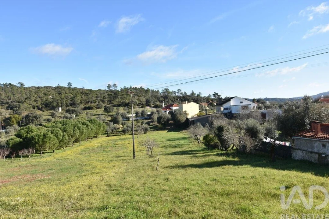 Moradia T5 para Venda em Chãos Foto 5