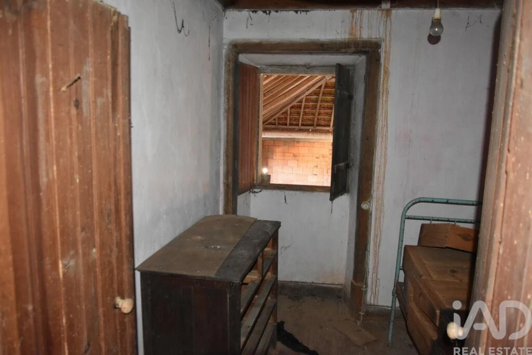 Moradia T5 para Venda em Chãos Foto 22