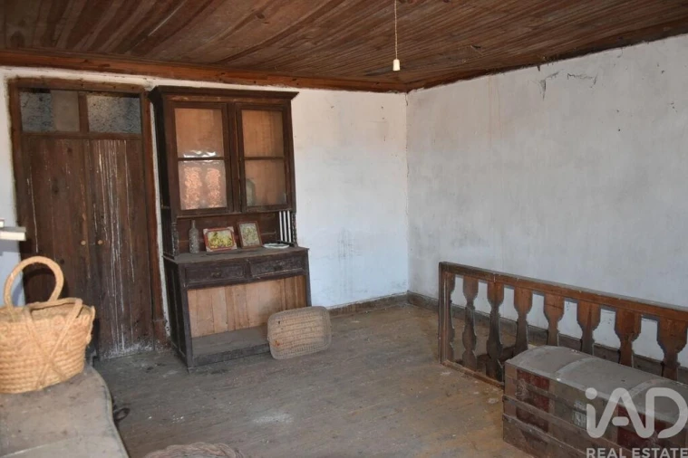 Moradia T5 para Venda em Chãos Foto 21