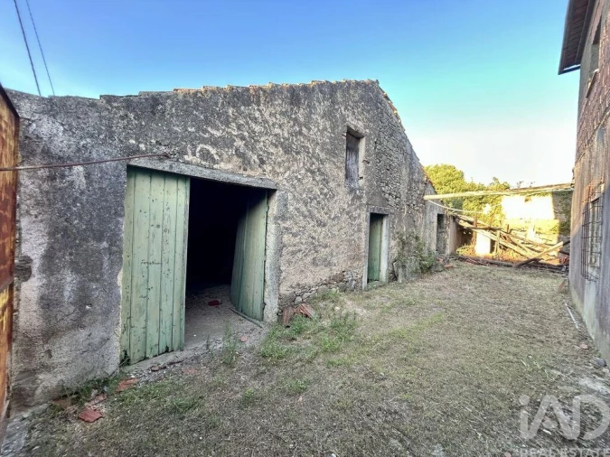 Moradia T5 para Venda em Chãos Foto 7