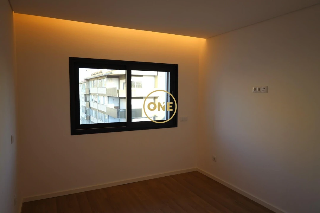 Apartamento T1 para Venda em Vila Nova de Famalicão e Calendário Foto 8