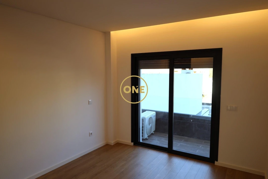 Apartamento T1 para Venda em Vila Nova de Famalicão e Calendário Foto 15