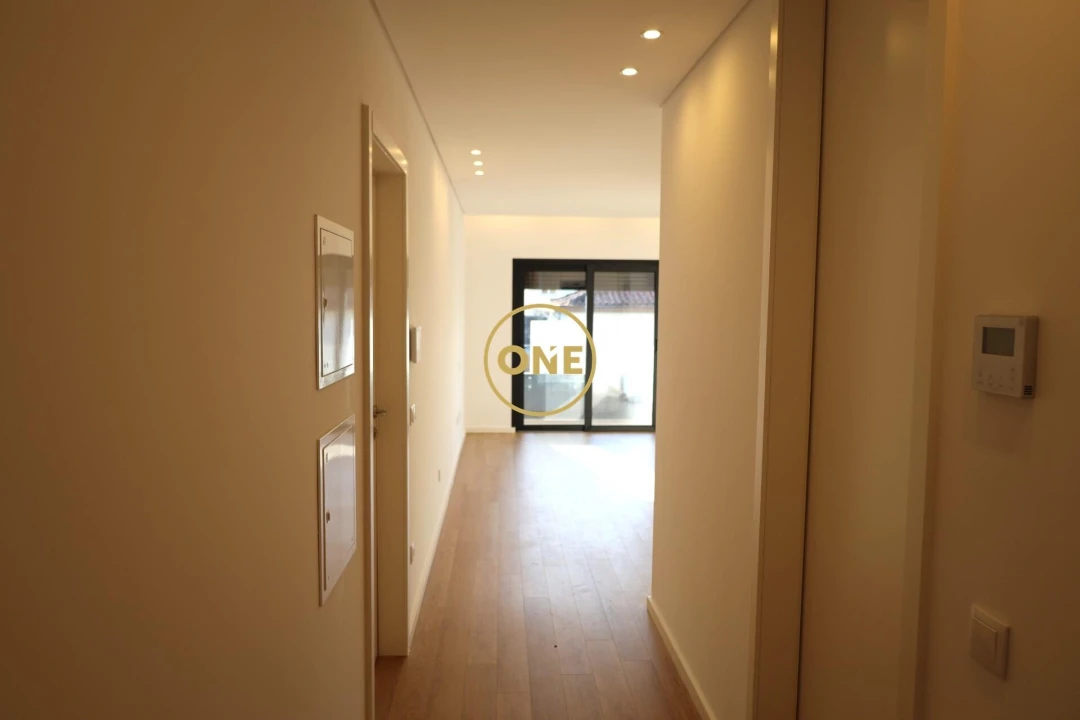 Apartamento T1 para Venda em Vila Nova de Famalicão e Calendário Foto 8