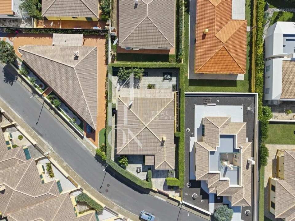 Moradia T3 para Venda em Porto Santo Foto 40