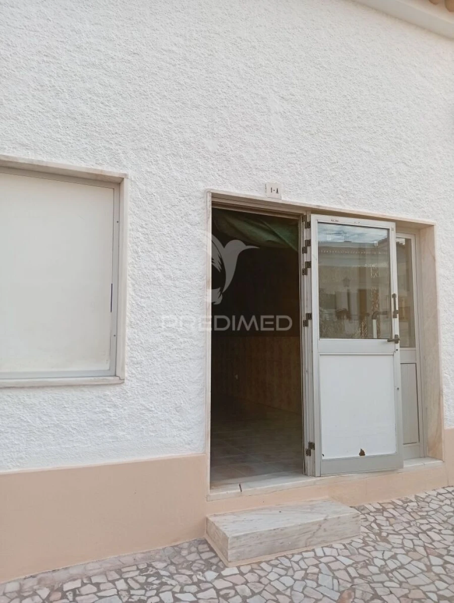 Moradia para Venda em Nossa Senhora da Conceição e São Bartolomeu Foto 1