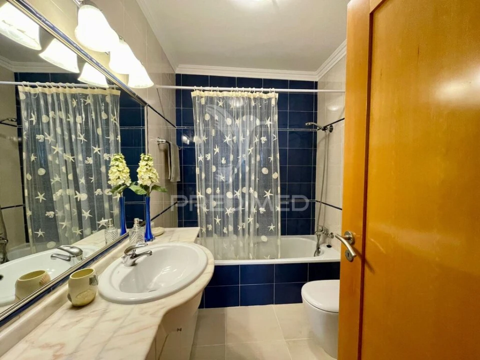 Apartamento T2 para Venda em Portimão Foto 15