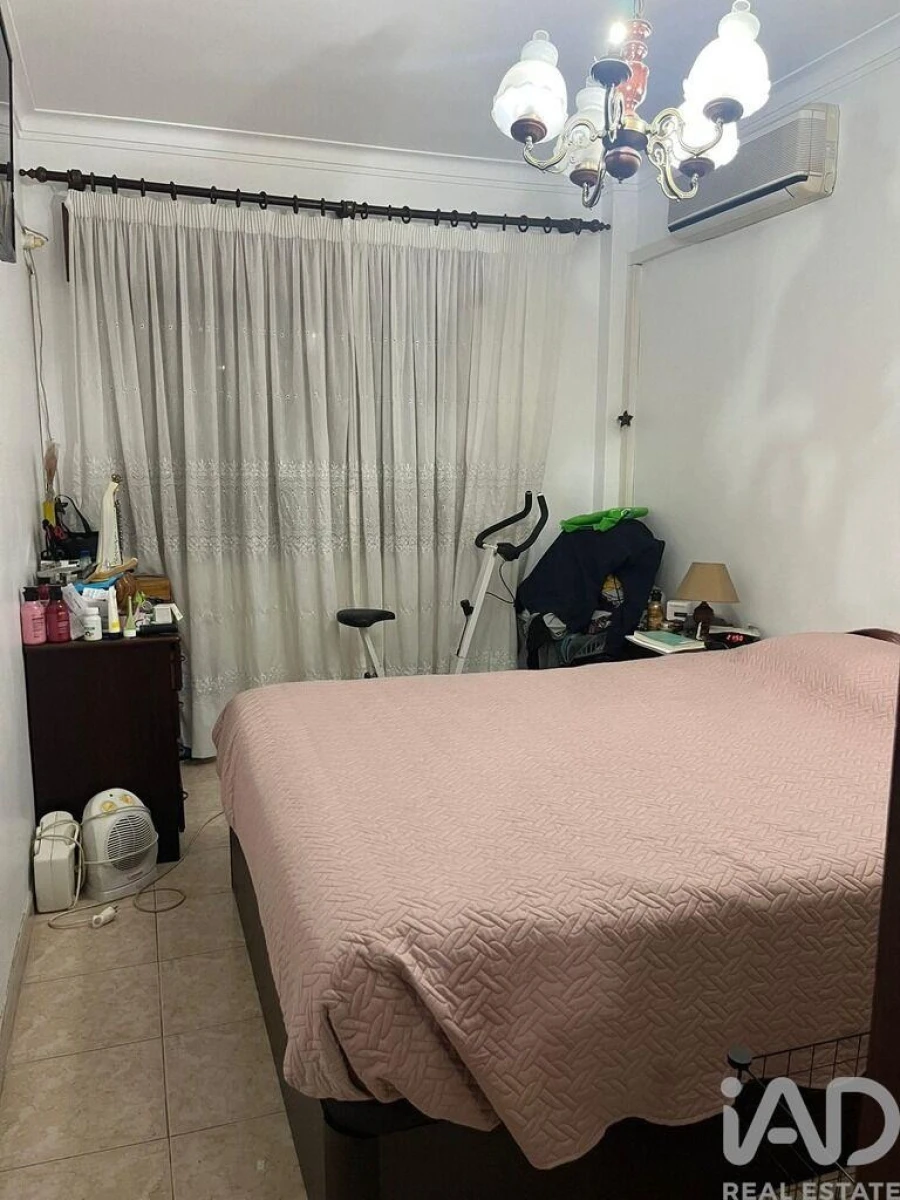 Apartamento T2 para Venda em Seixal, Arrentela e Aldeia de Paio Pires Foto 2