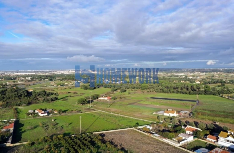 Terreno para Venda em Santo Antonio da Charneca Foto 9