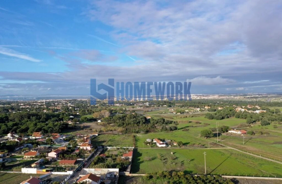 Terreno para Venda em Santo Antonio da Charneca Foto 5
