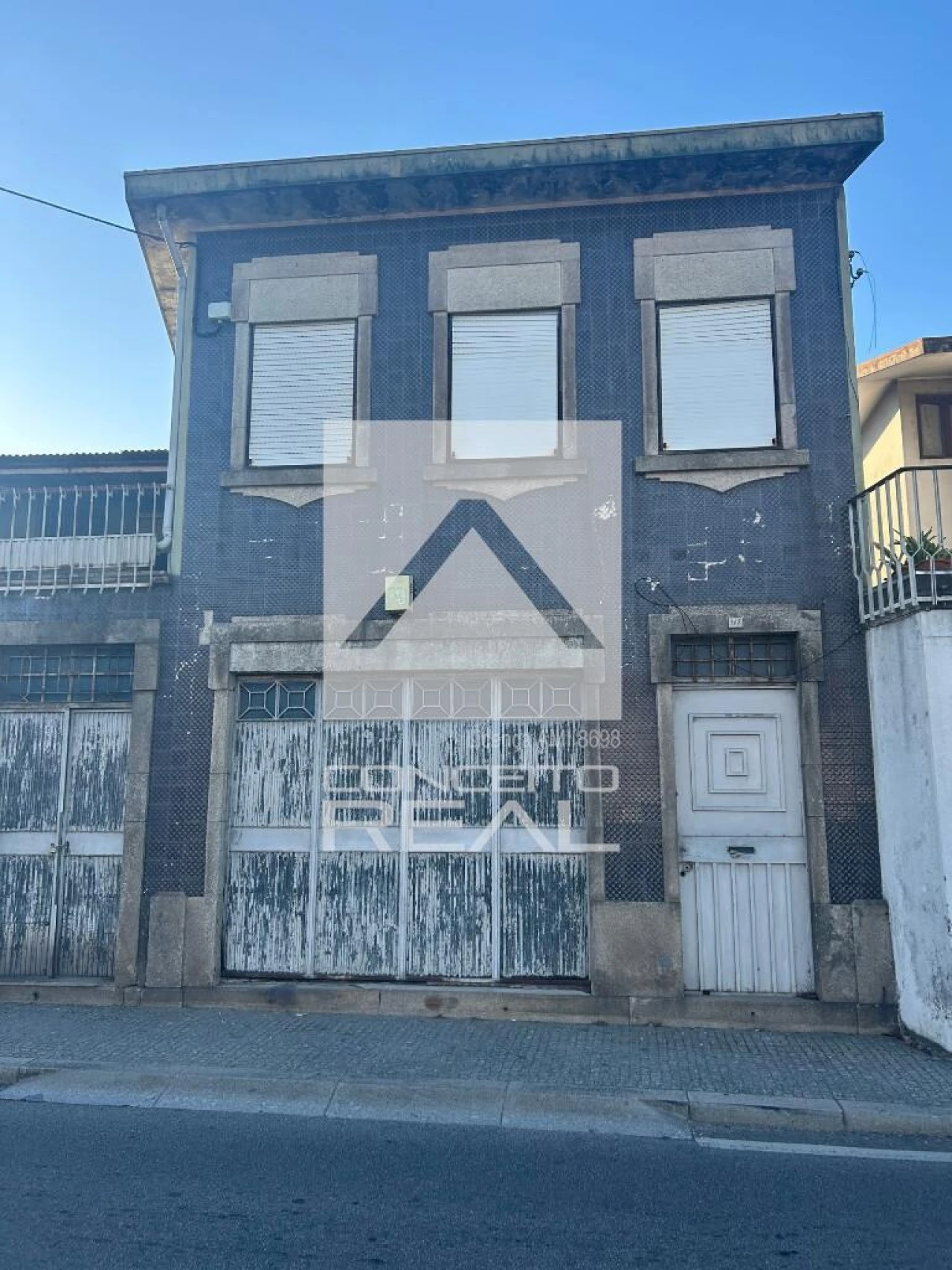 Prédio para Venda em Milheiros Foto 3