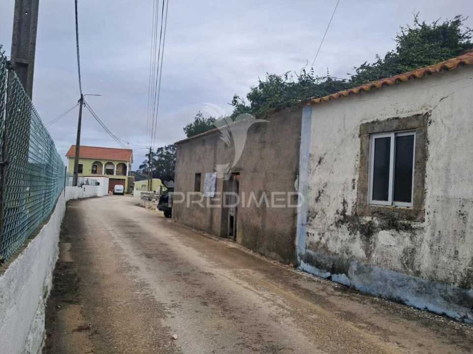 Moradia para Venda em Azueira e Sobral da Abelheira Foto 1
