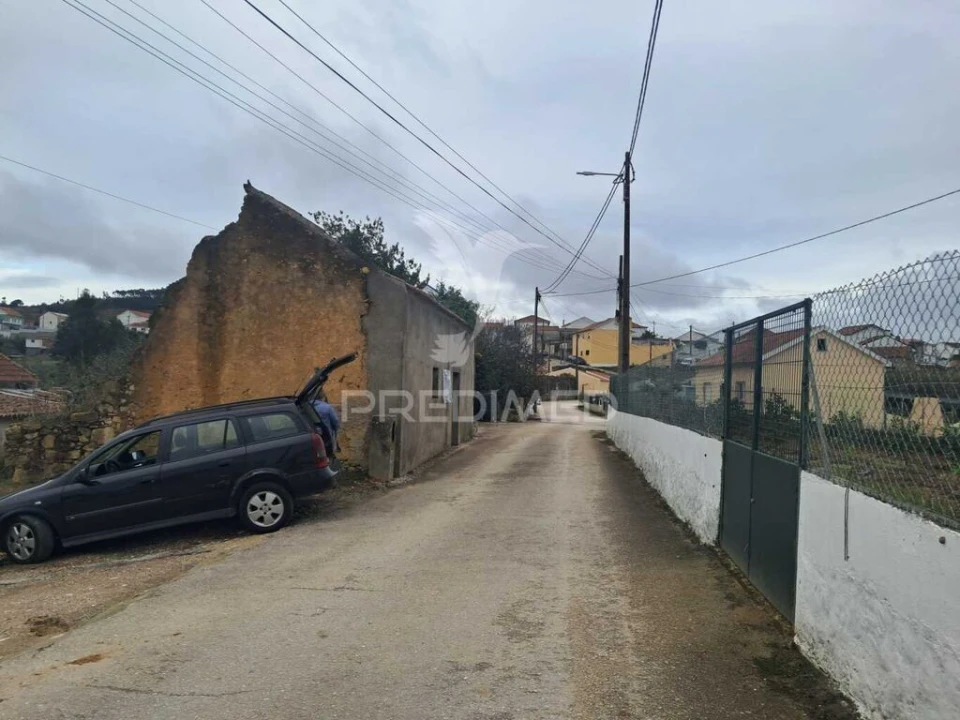 Moradia para Venda em Azueira e Sobral da Abelheira Foto 4