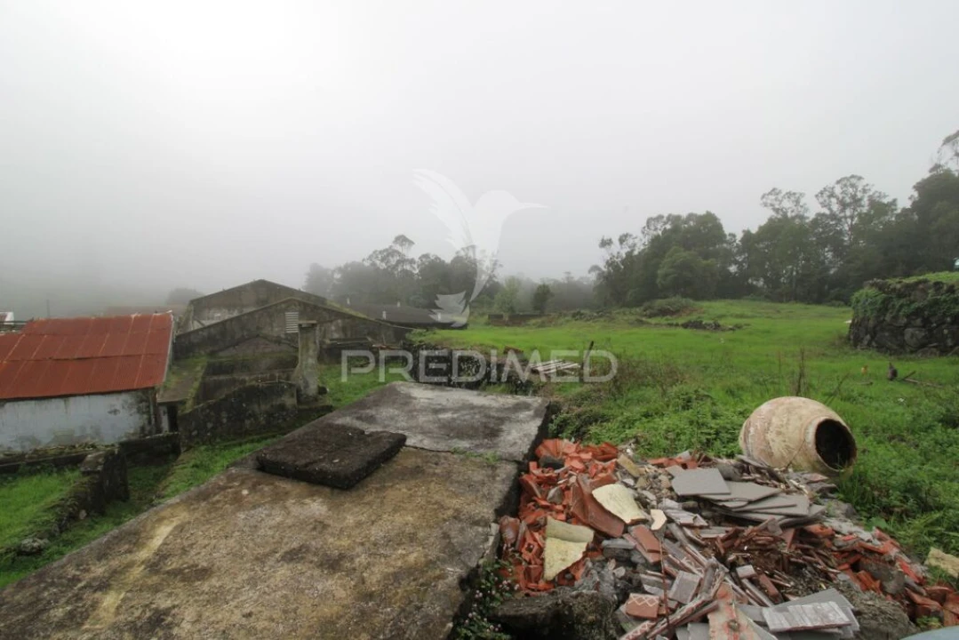 Moradia T3 para Venda em Posto Santo Foto 7