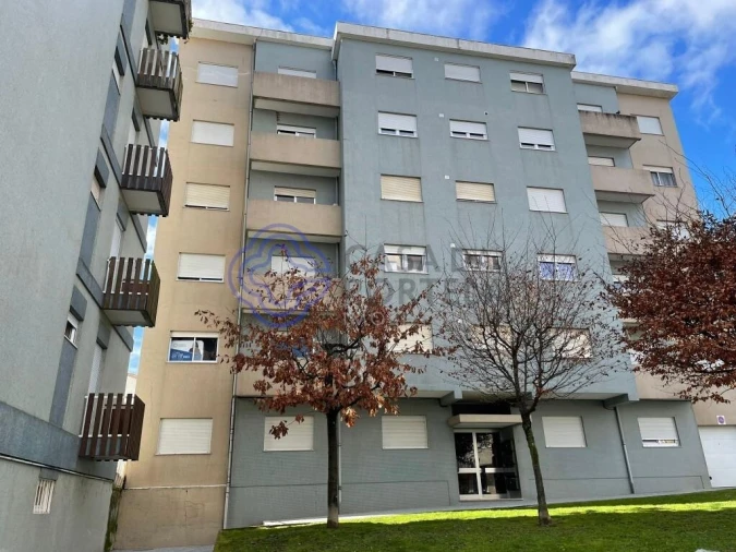 Apartamento T3 para Venda em Cepões, Meijinhos e Melcões Foto 2