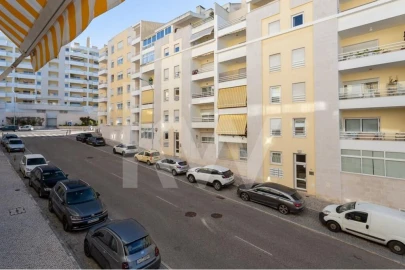 Apartamento T3 para Venda em Carcavelos e Parede